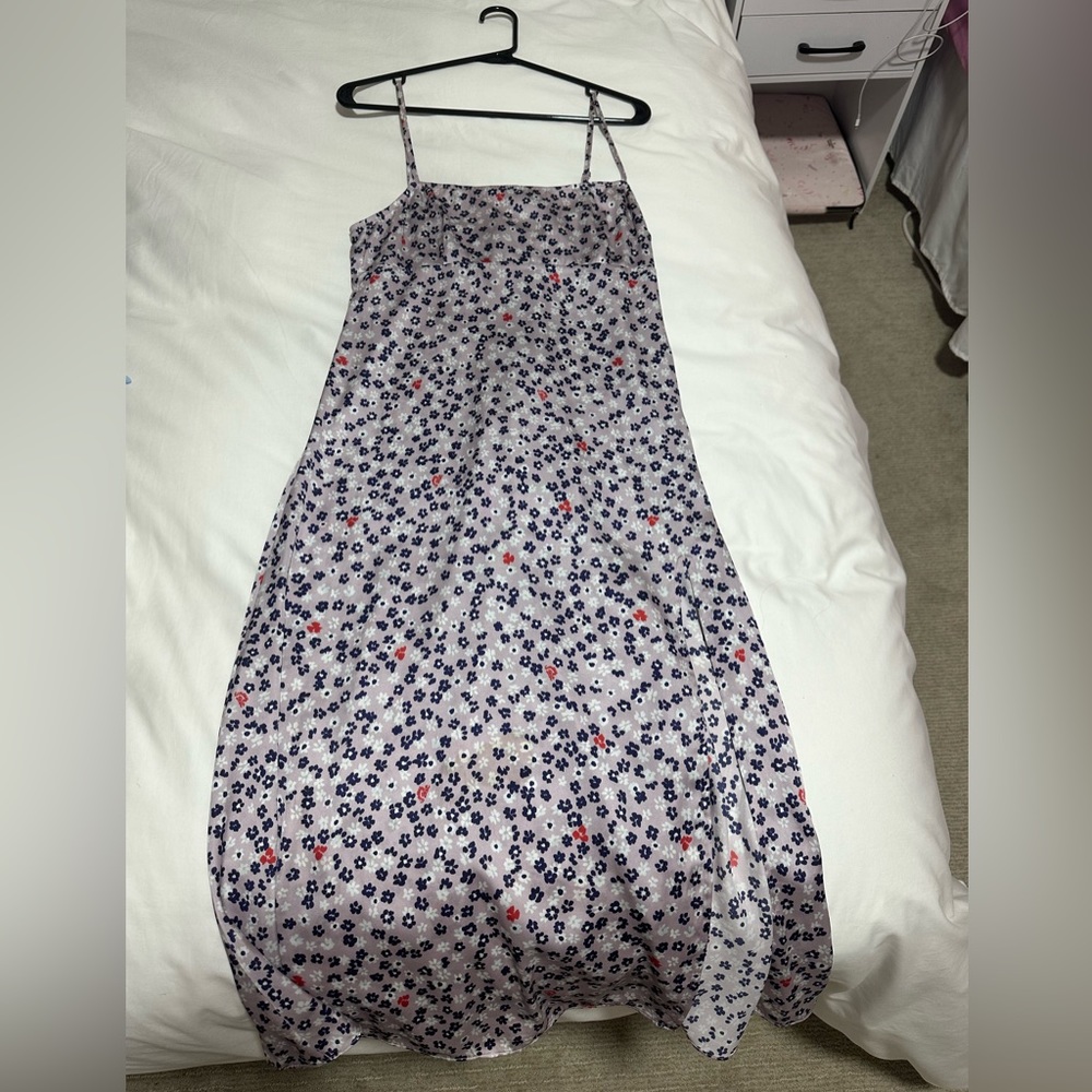 Aritzia Sunday Best midi dress